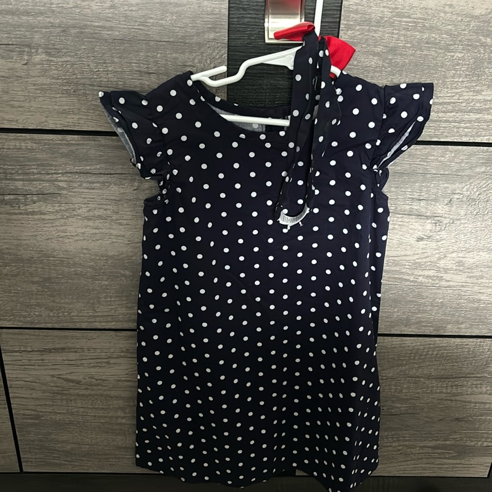 Girls dress